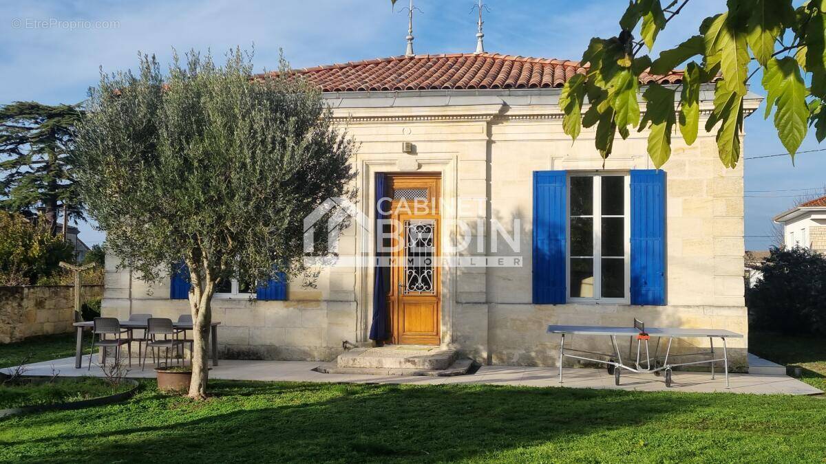 Maison à CUBZAC-LES-PONTS