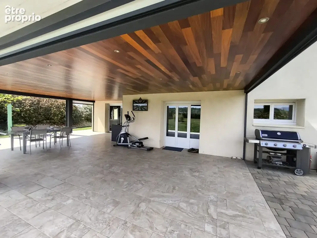 Etoile. maison de famille de 270 m2. renovee en totalite. modulable. parc clos de 5030 m2 - photo 12