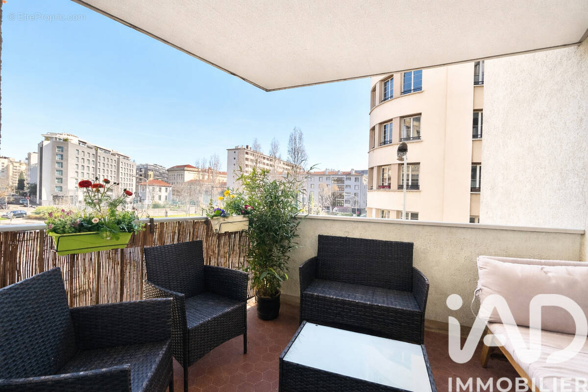 Photo 1 - Appartement à LYON-7E