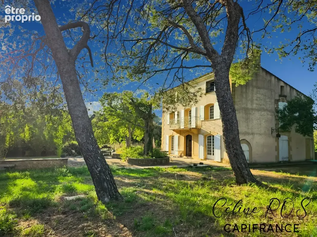 Belle demeure en pierre de 228 m² – 2 615 m² de terrain – dépendances – un potentiel exceptionnel - photo 2