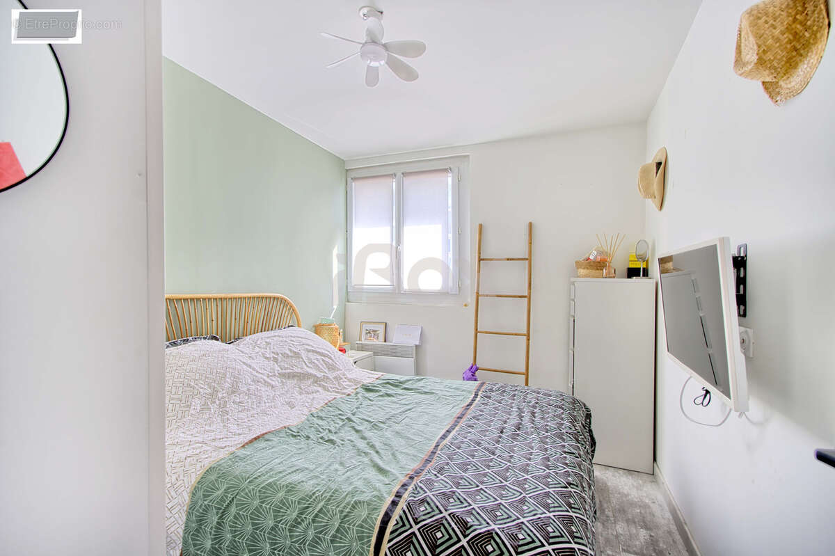 Exclusivité Toulon Est, appartement T4 traversant en dernier étage. - photo 7