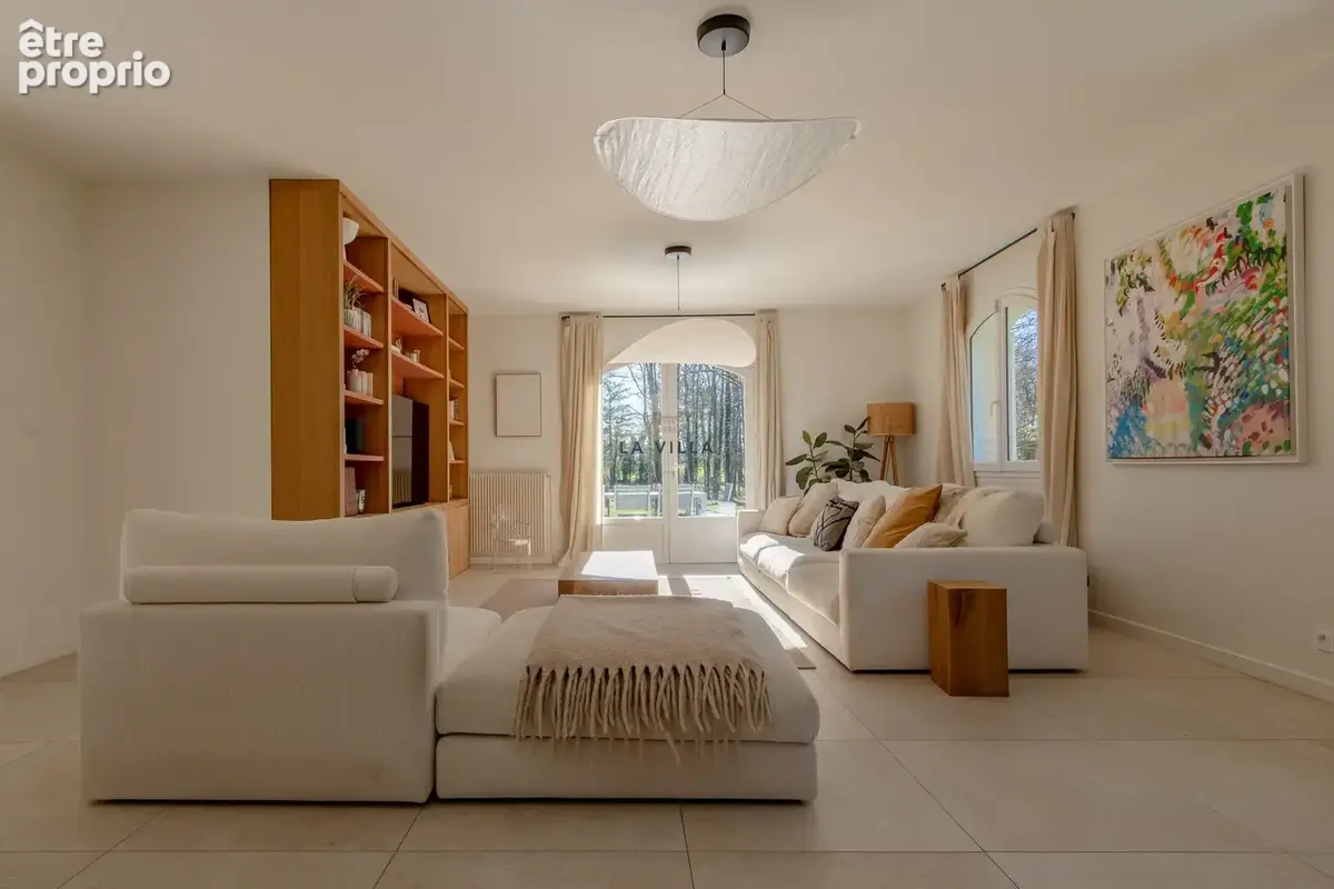 Maison 10 pièces 234 m² à vendre à Treillieres (44119) - photo 4