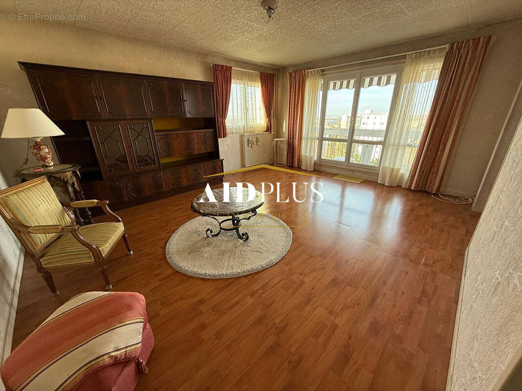 Appartement à TAVERNY