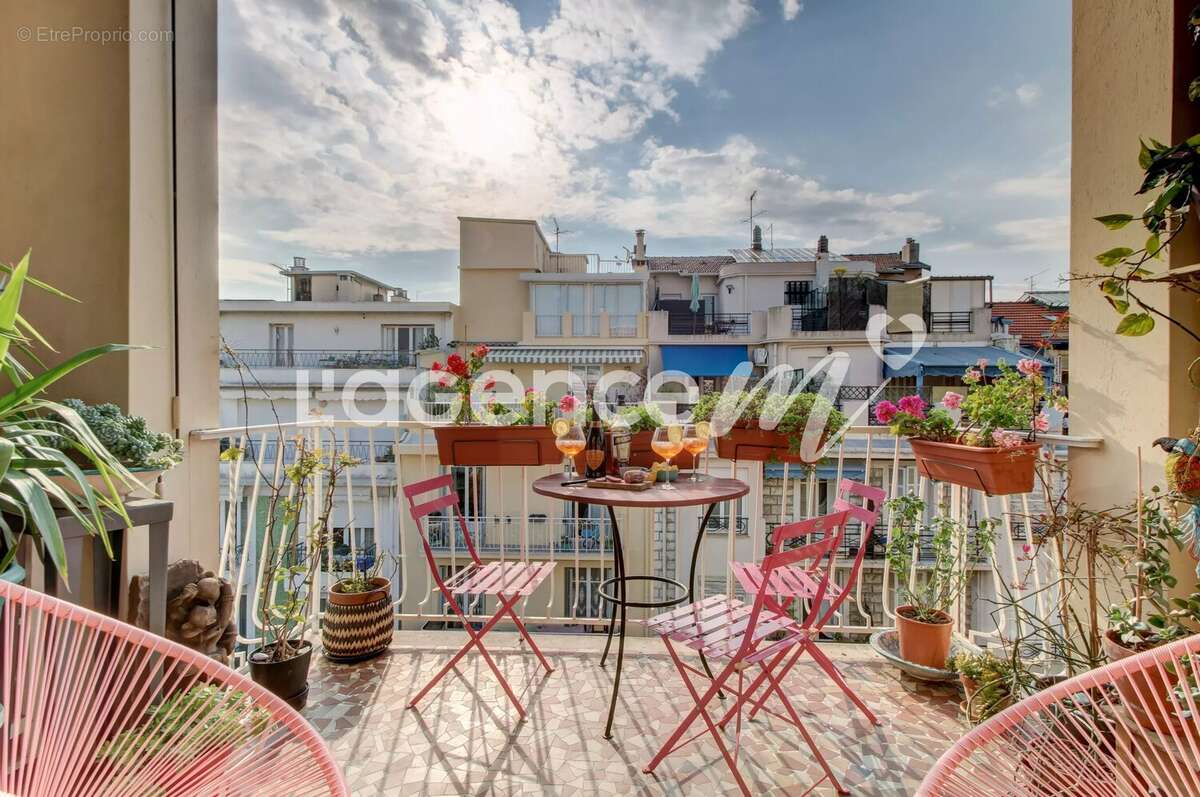 Appartement à NICE