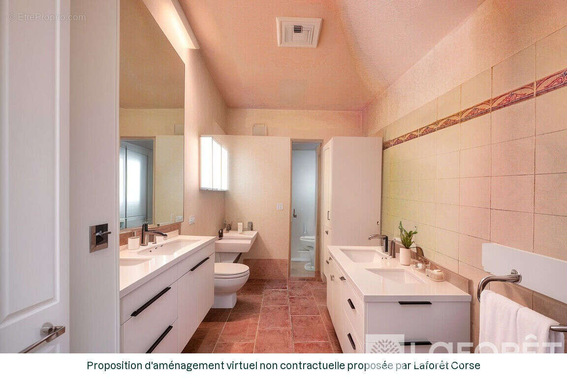 Appartement à CORTE