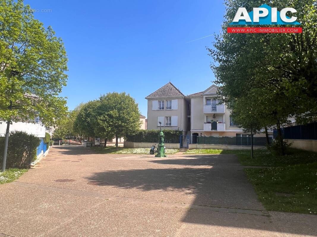 Appartement à SAINT-BRICE-SOUS-FORET