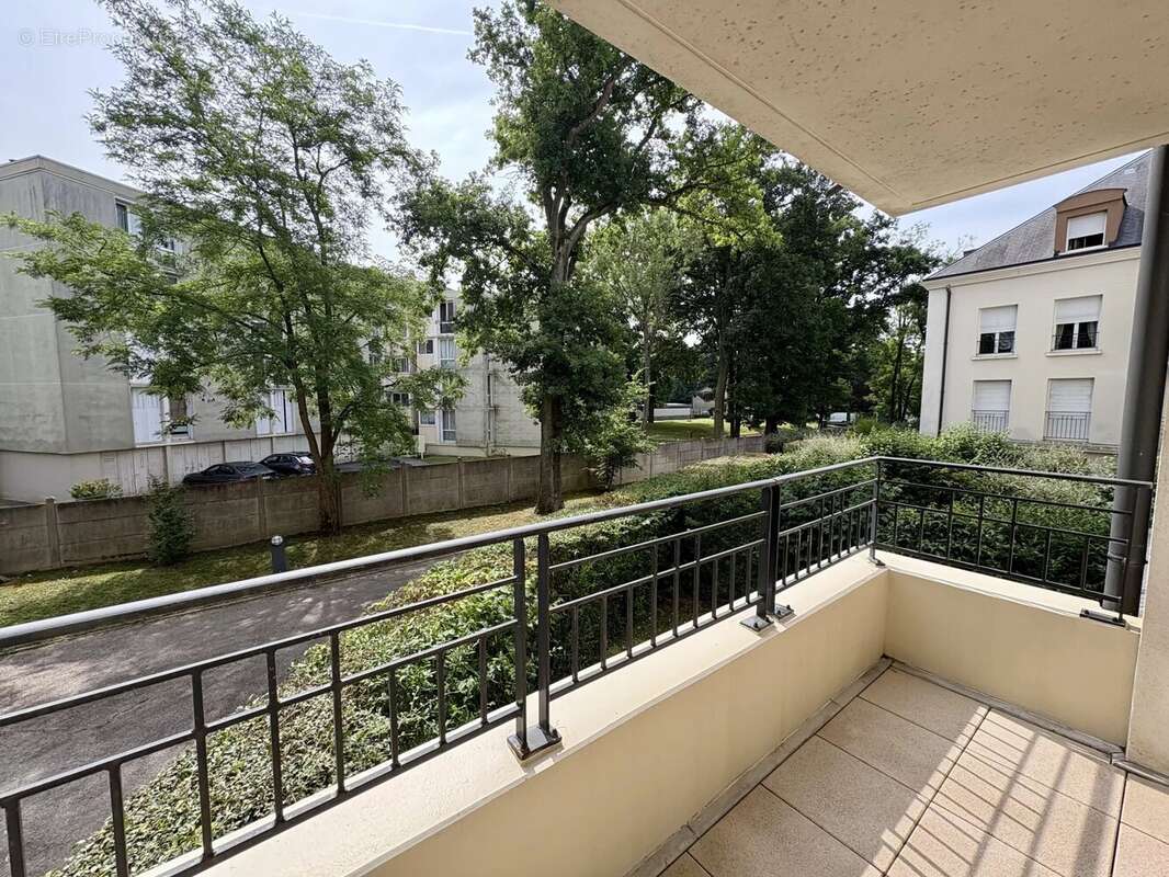 Appartement à LE PLESSIS-TREVISE