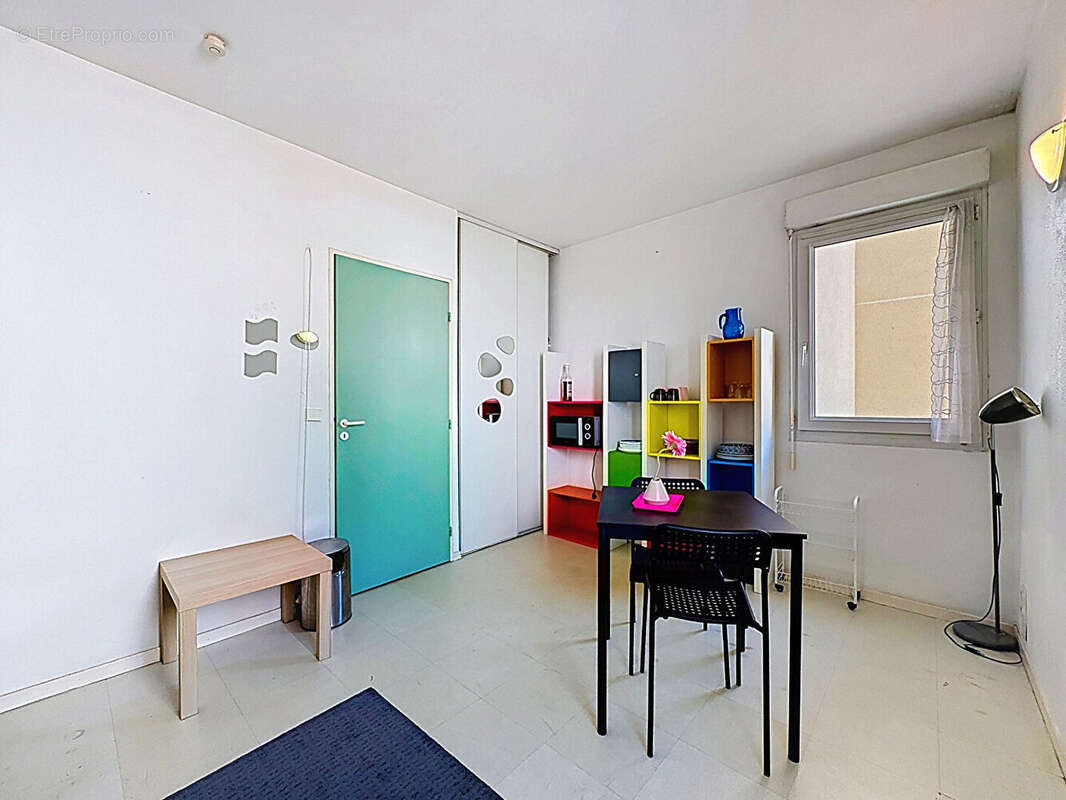 Appartement type studio Avignon 1 pièce 21 m2  proche des remparts - photo 3