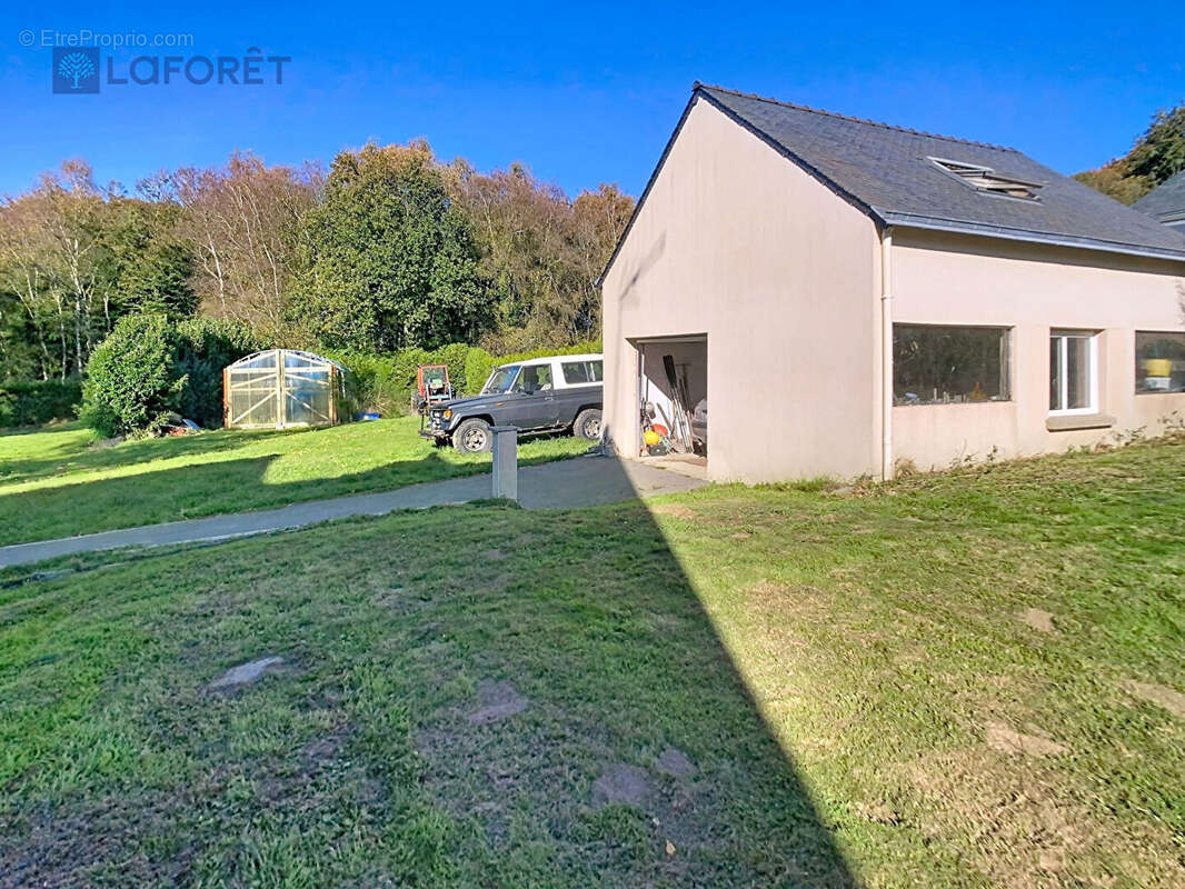 Guidel, Maison lumineuse, non mitoyenne, 4 ch, sous-sol + construction indépendante - photo 15