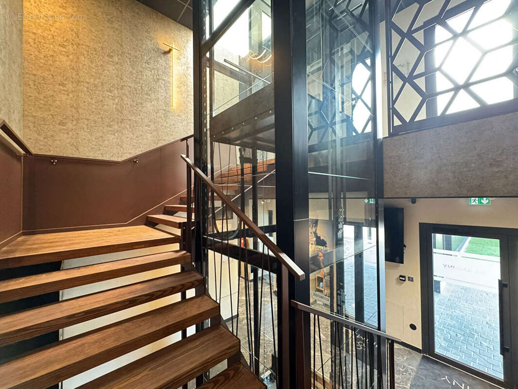 Plateau neuf de bureaux 228 m² - betheny - photo 10