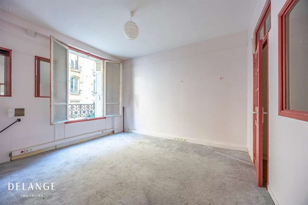 Commerce à PARIS-13E