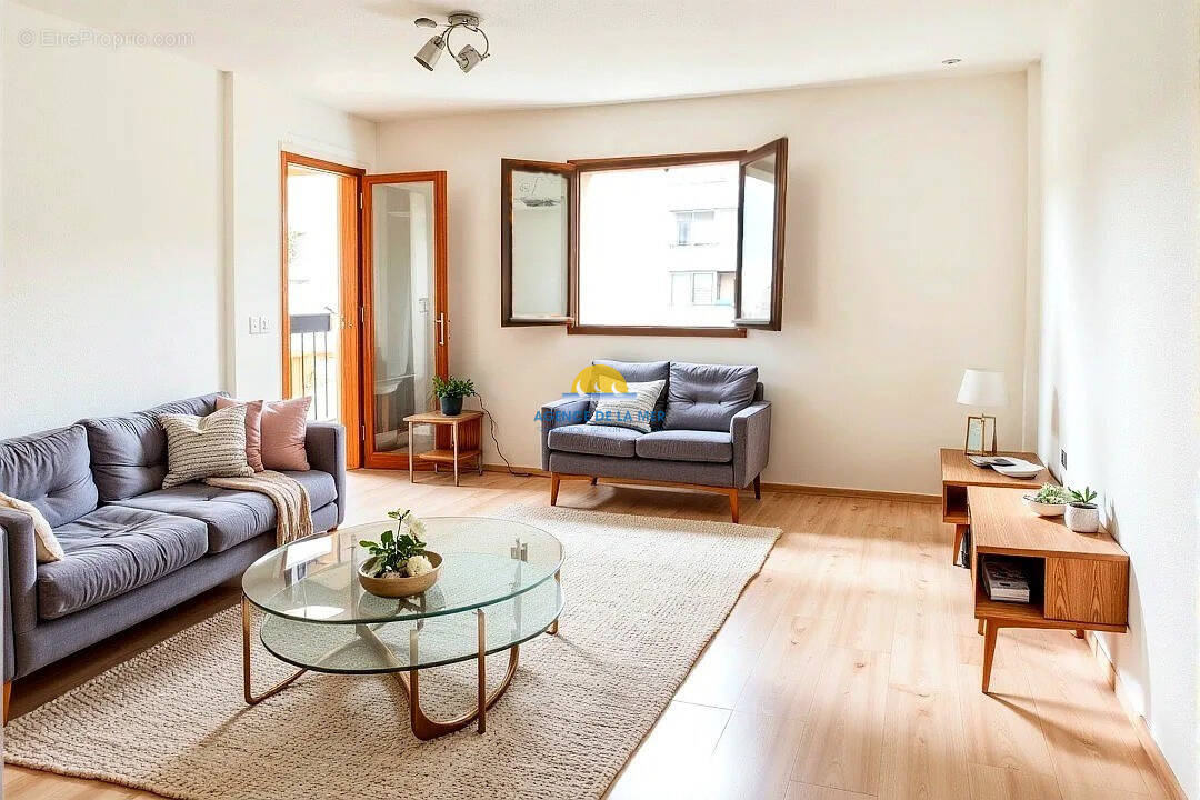 Appartement à FREJUS