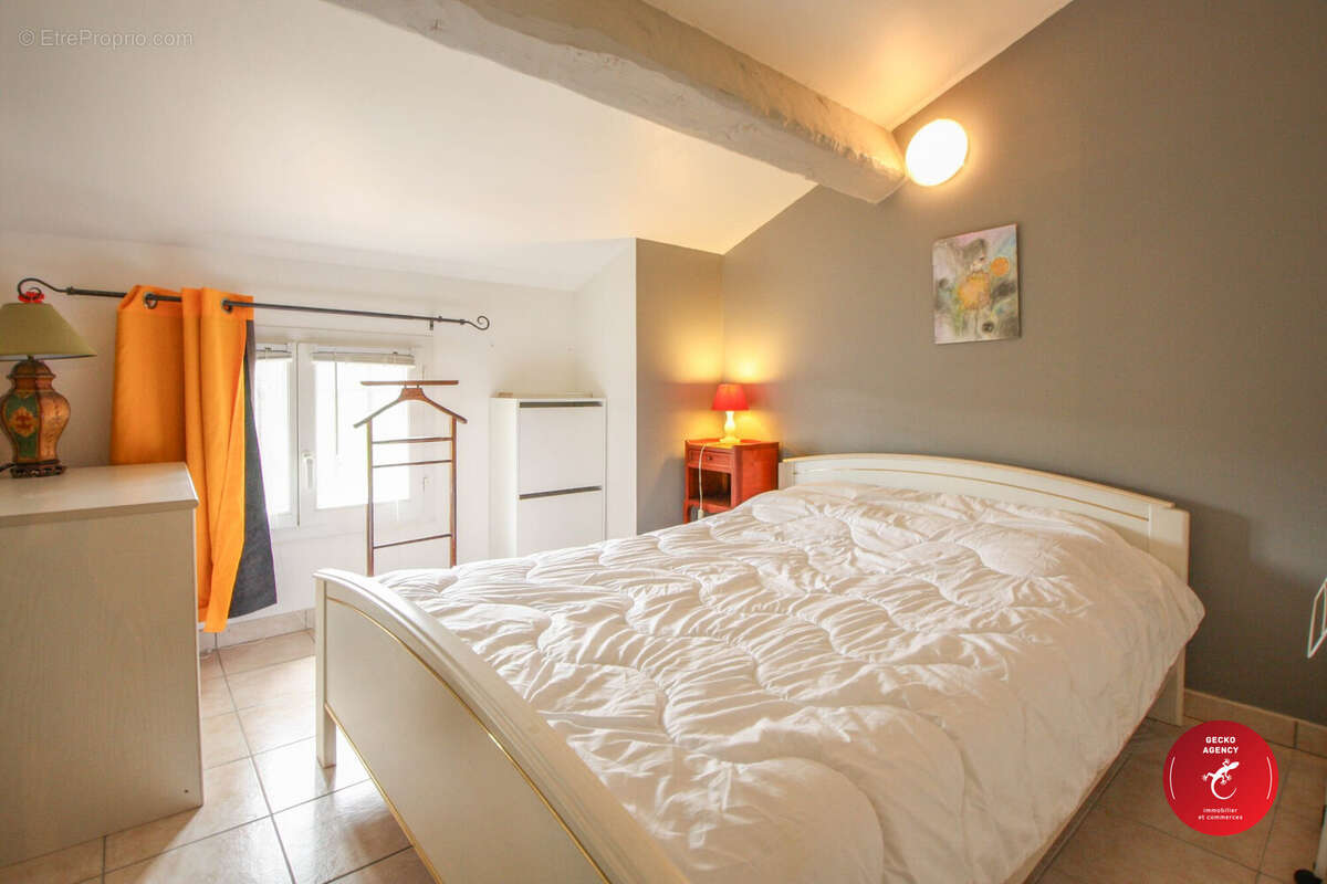 Appartement à MONTFERRAT