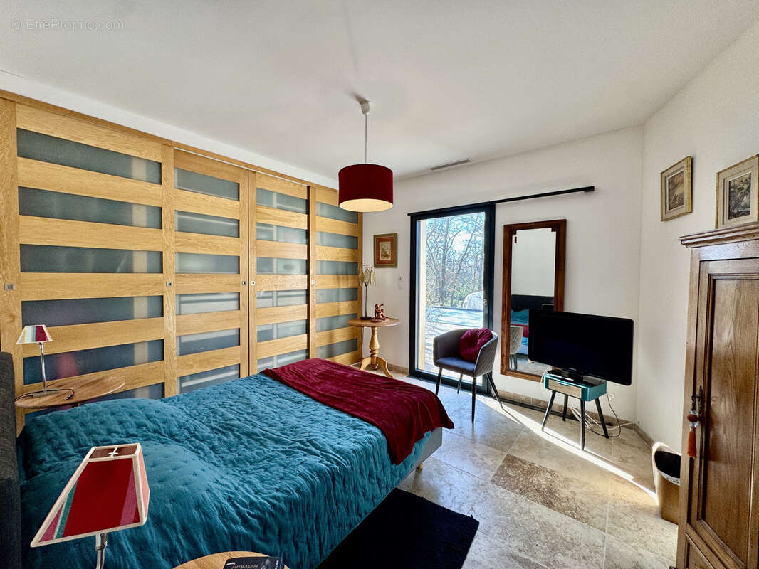 Maison à AUBUSSARGUES