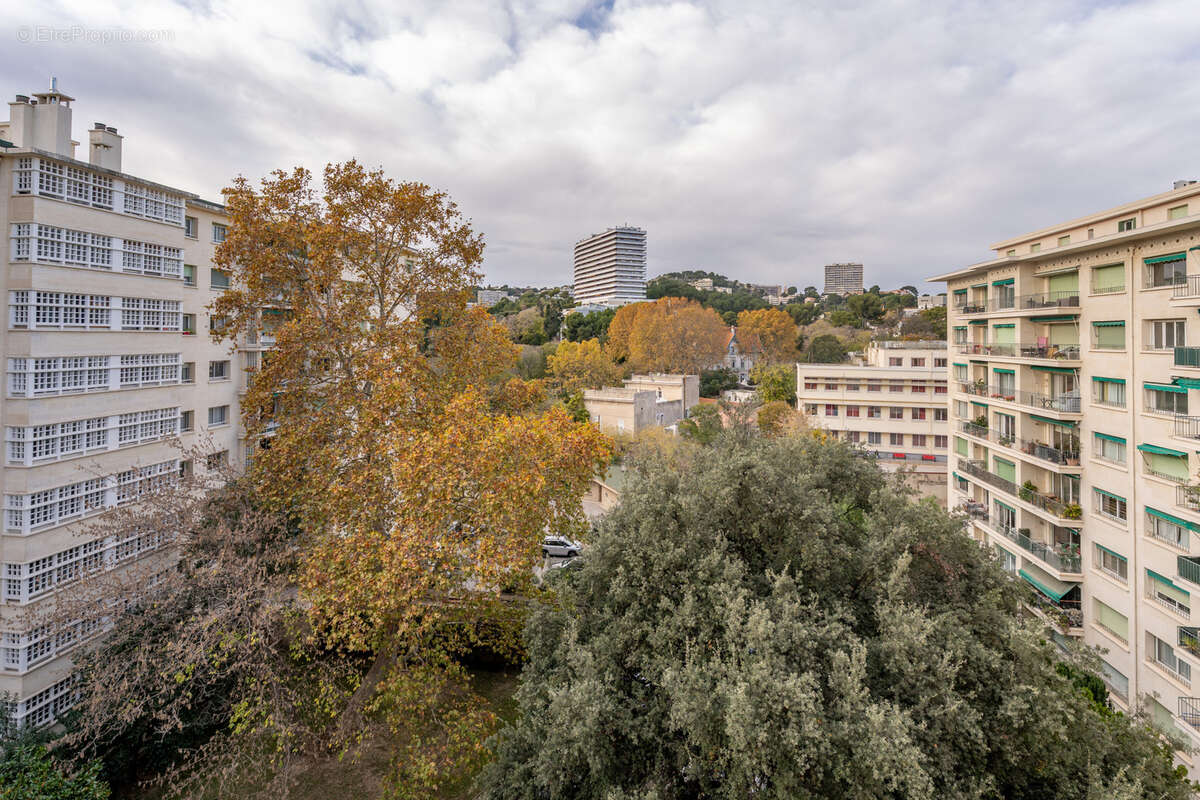 Appartement à MARSEILLE-8E