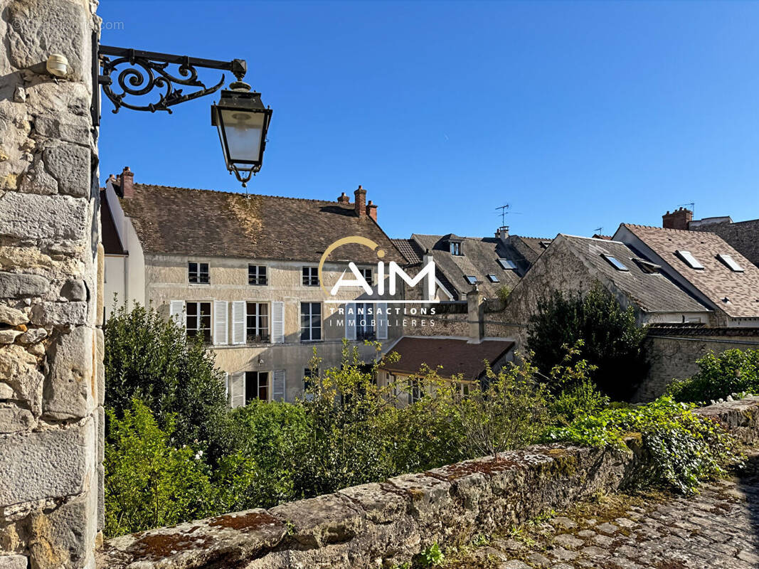Maison à ETAMPES