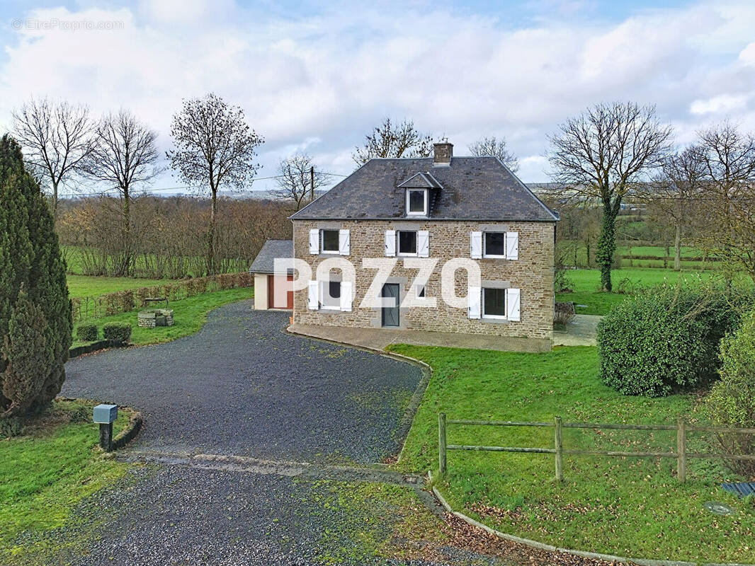 Maison à VASSY