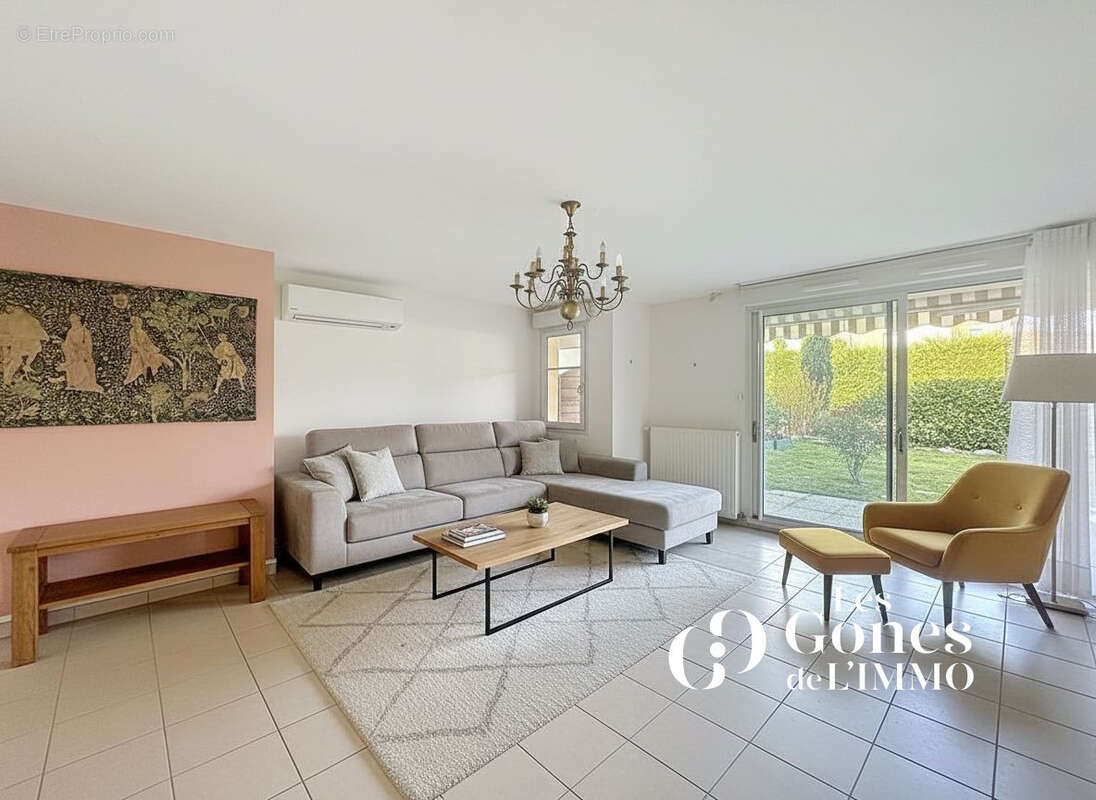 Appartement à CRAPONNE