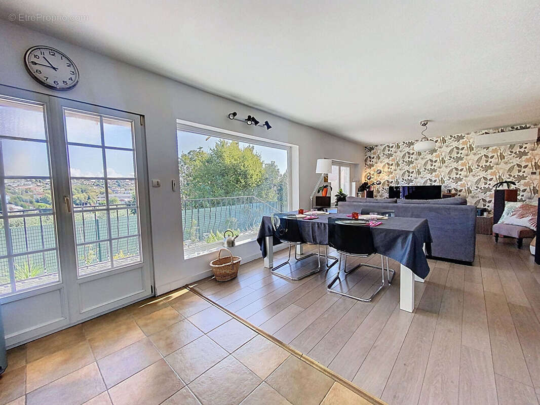 Maison à CAGNES-SUR-MER