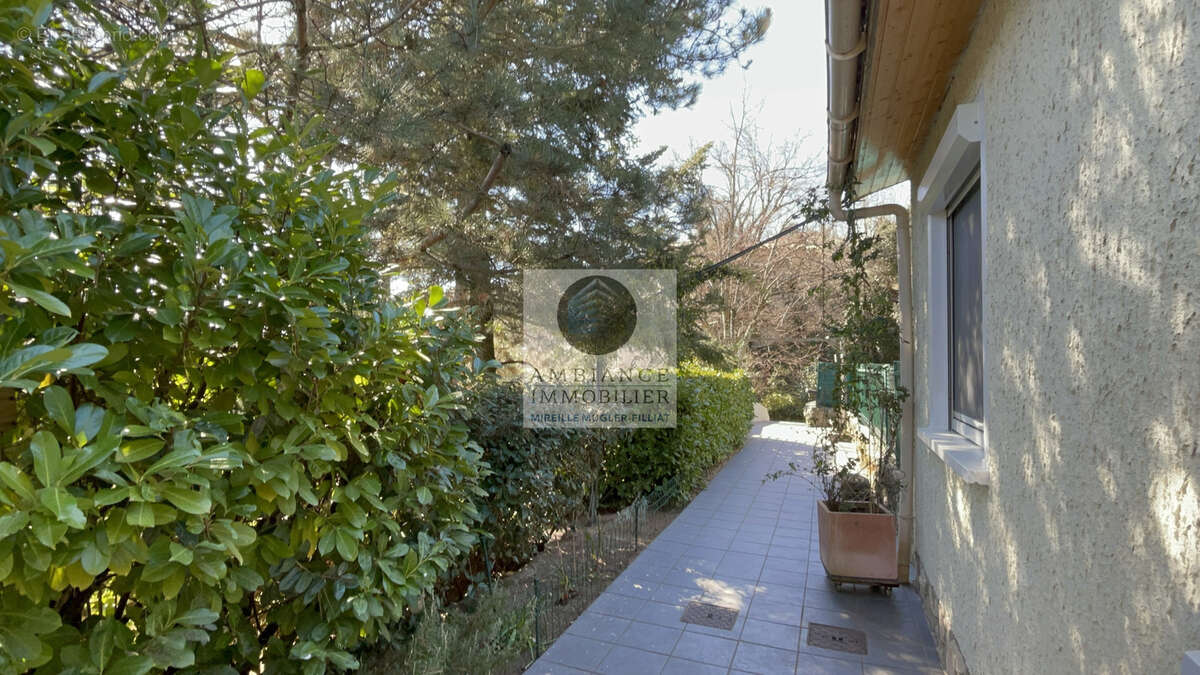 Maison à SAINT-PERAY