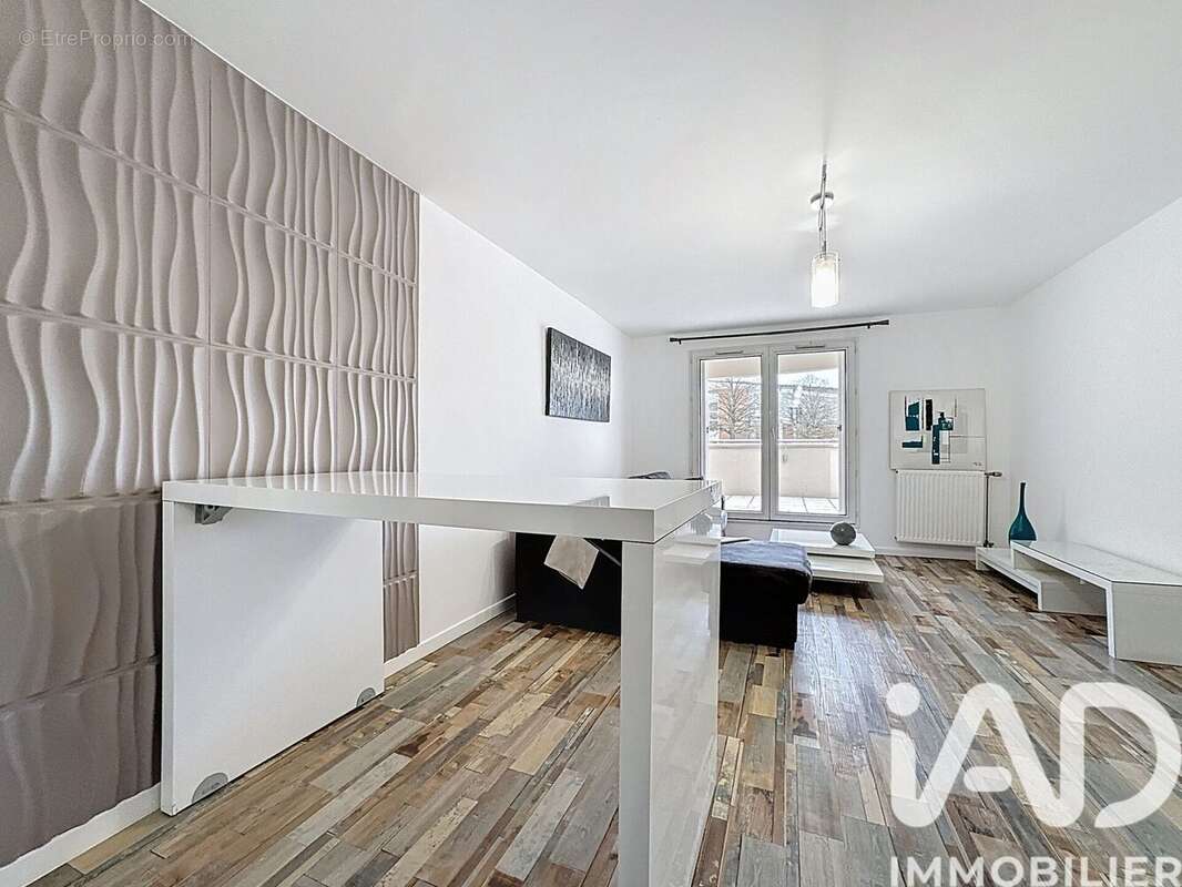 Photo 9 - Appartement à ELANCOURT