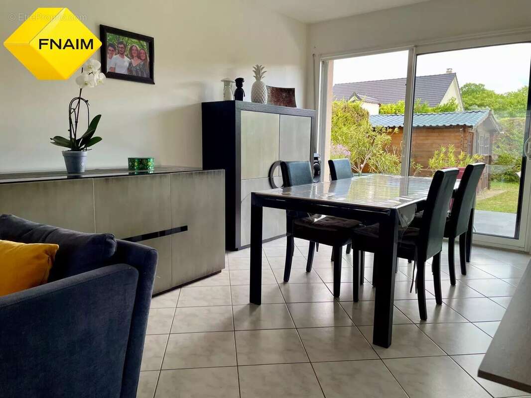 Maison à SAULX-LES-CHARTREUX