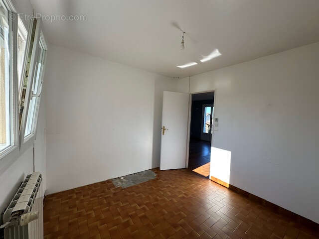 Maison à CHASTELLUX-SUR-CURE