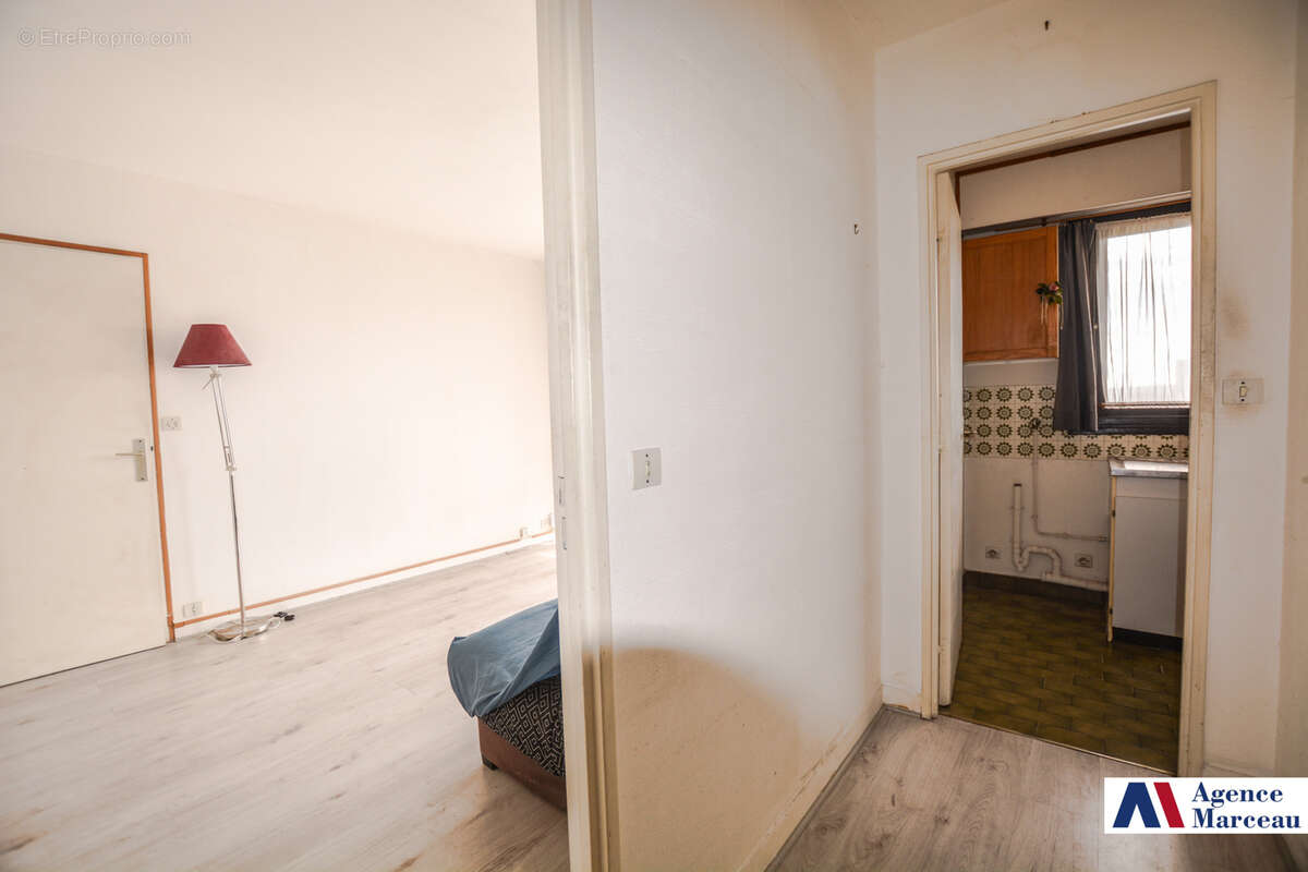 Appartement à COURBEVOIE