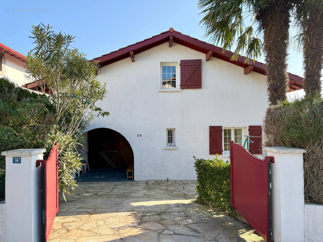 Maison à URRUGNE