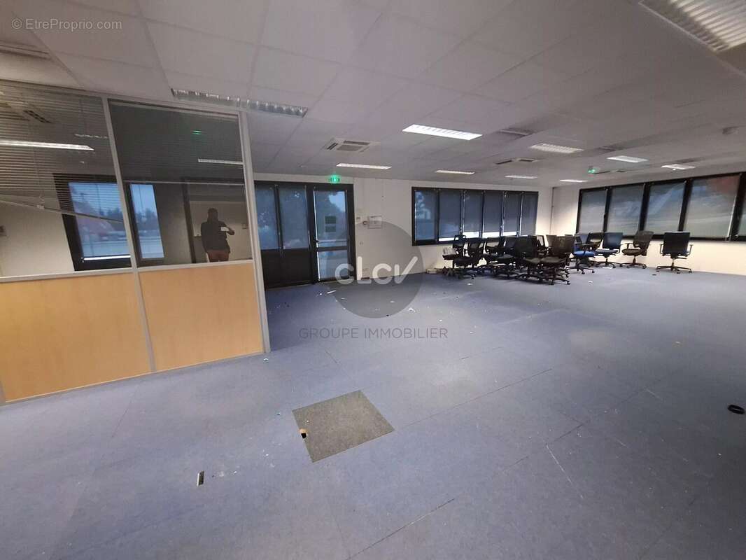 Vente - Local Bureaux - Limonest - photo 5