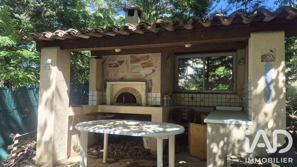 Maison 104 m² à Montmeyan  - photo 3