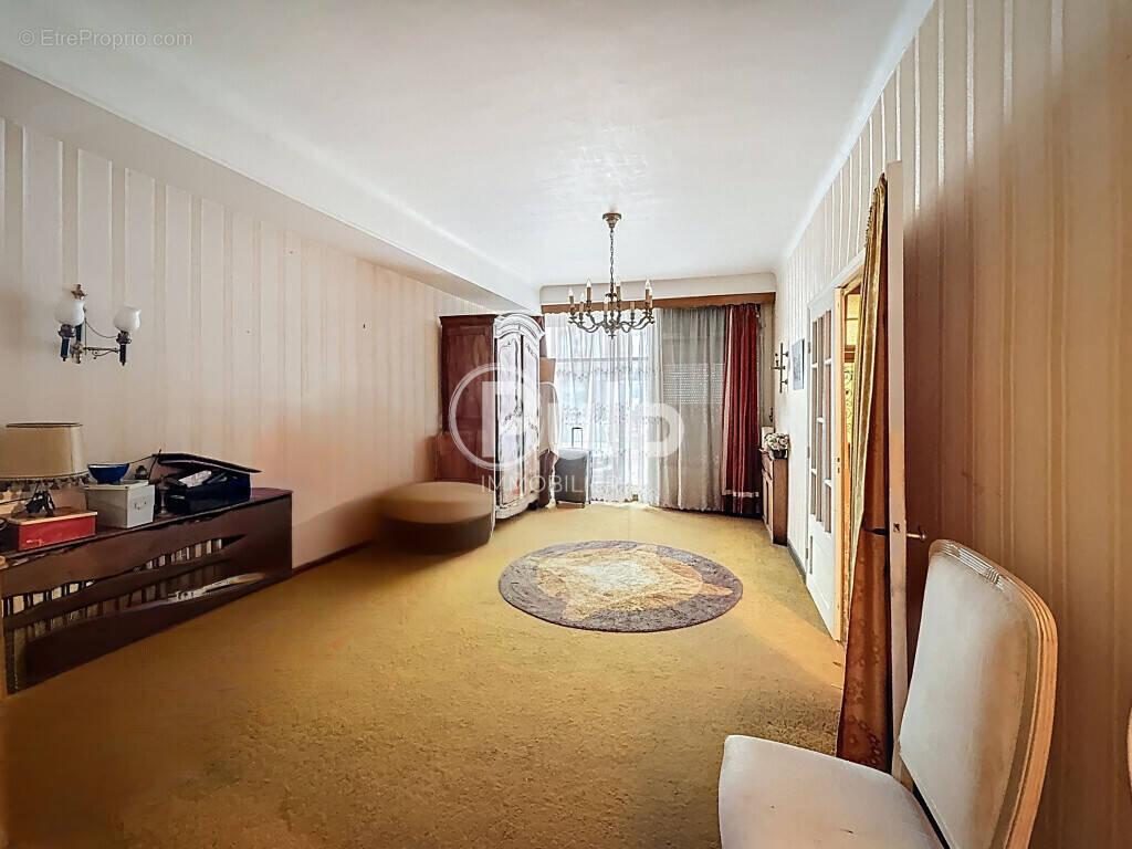 Maison à AUXI-LE-CHATEAU