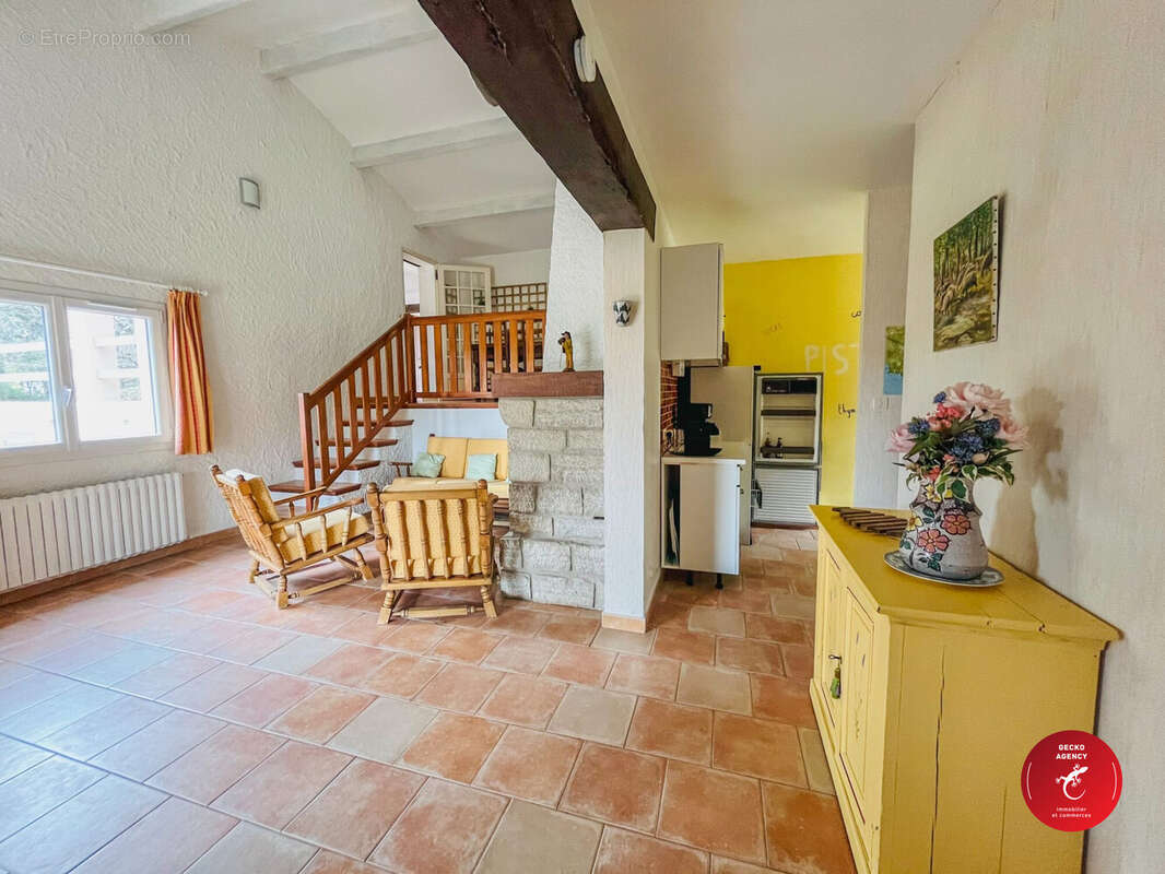 Maison à FIGANIERES