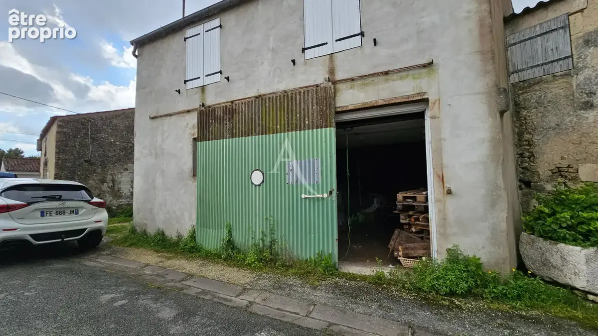 Garage 68 m2 à fort potentiel d'aménagement. - photo 2