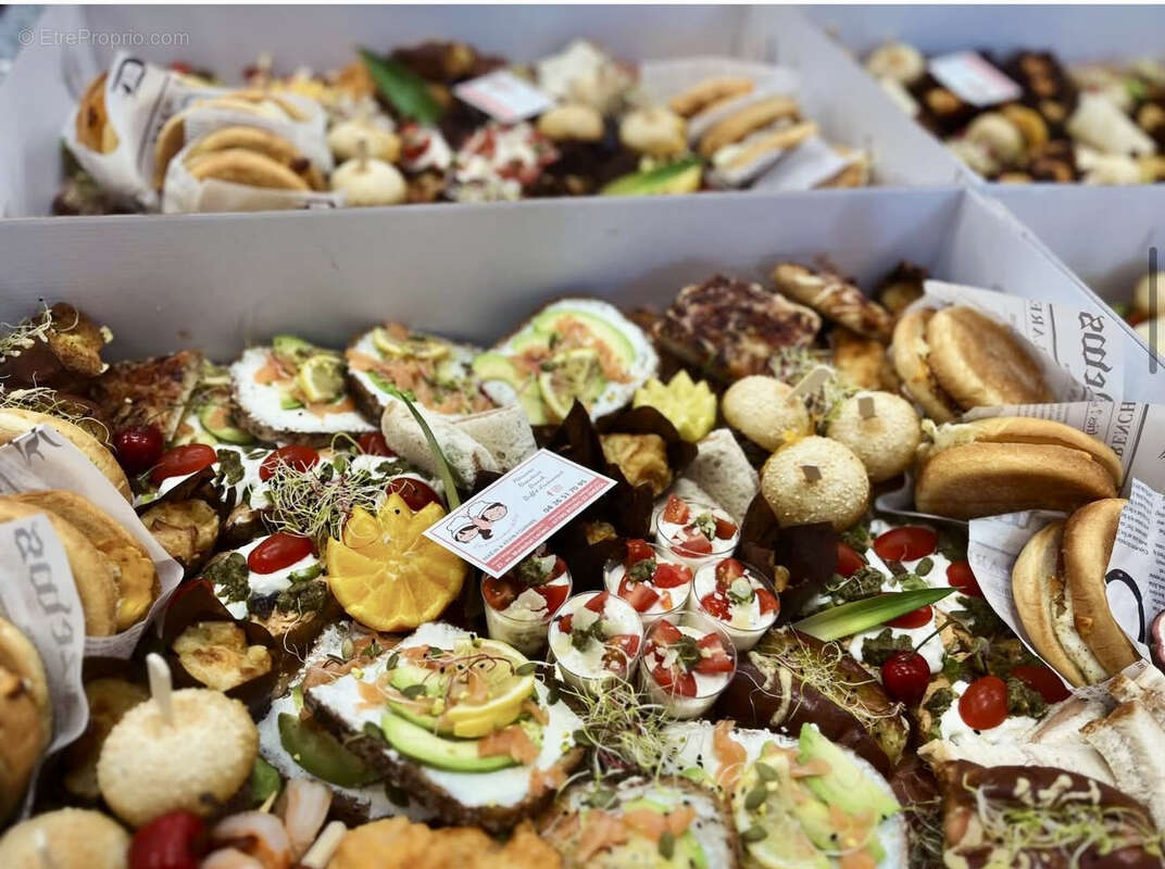 Commerce à BOURG-SAINT-ANDEOL