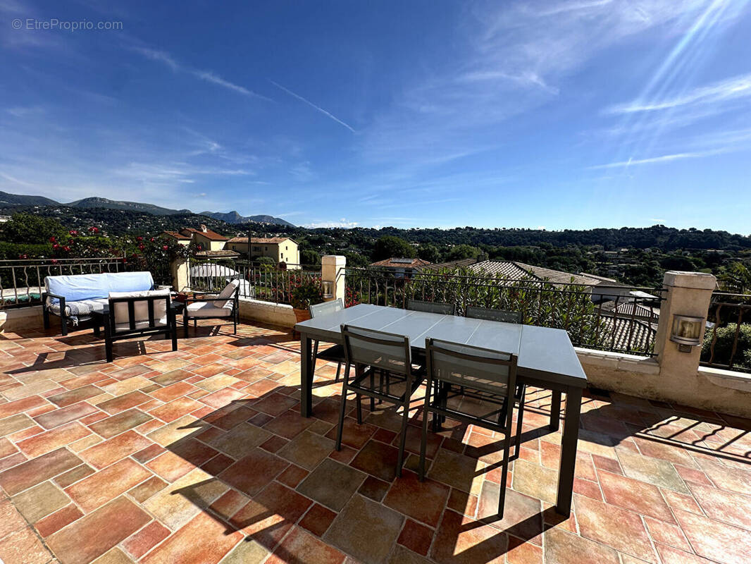 Maison à LA COLLE-SUR-LOUP