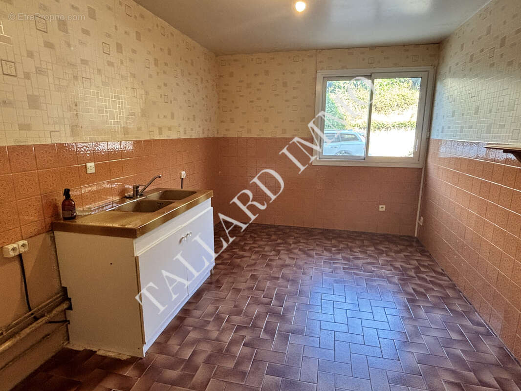 Gap Sud appartement type 3 + terrasse et cave - photo 5