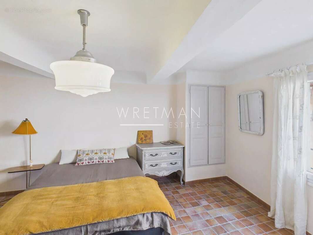 Appartement à MONTAUROUX