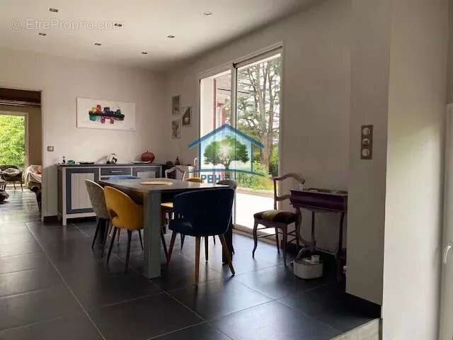 Proche Lyons la Forêt, très bel ensemble immobilier de 140 m2 au sein d'un magnifique parc arboré de 6900 m2 - photo 13