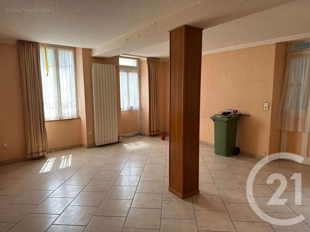 Maison 112 m² à Neuvy-Sur-Loire  - photo 2