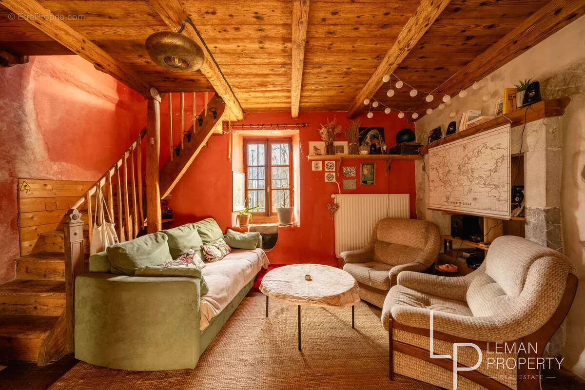 Maison à LESCHERAINES