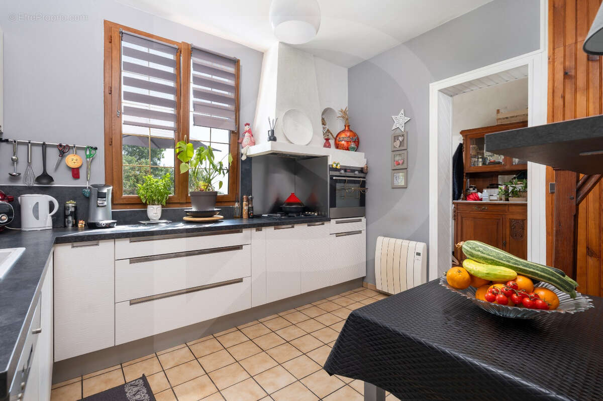 Maison - 75m2 - sainte-cecile - photo 6