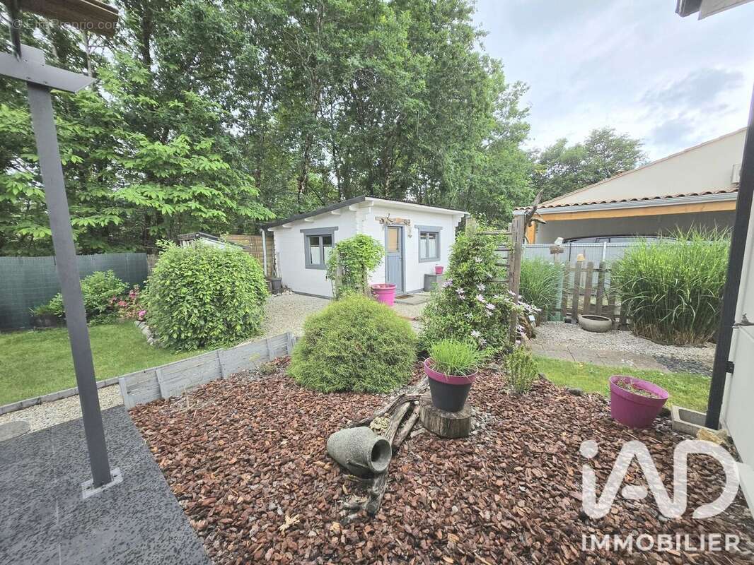 Maison 90 m² à Saint-Magne  - photo 4
