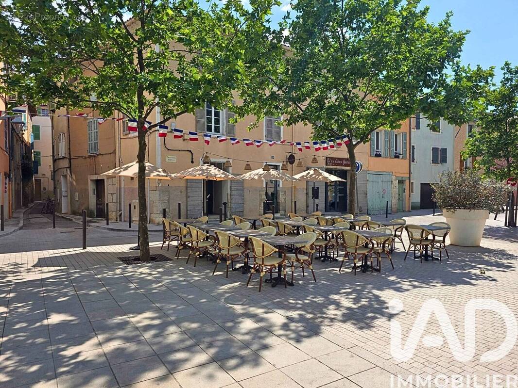 Photo 1 - Maison à SAINT-MAXIMIN-LA-SAINTE-BAUME