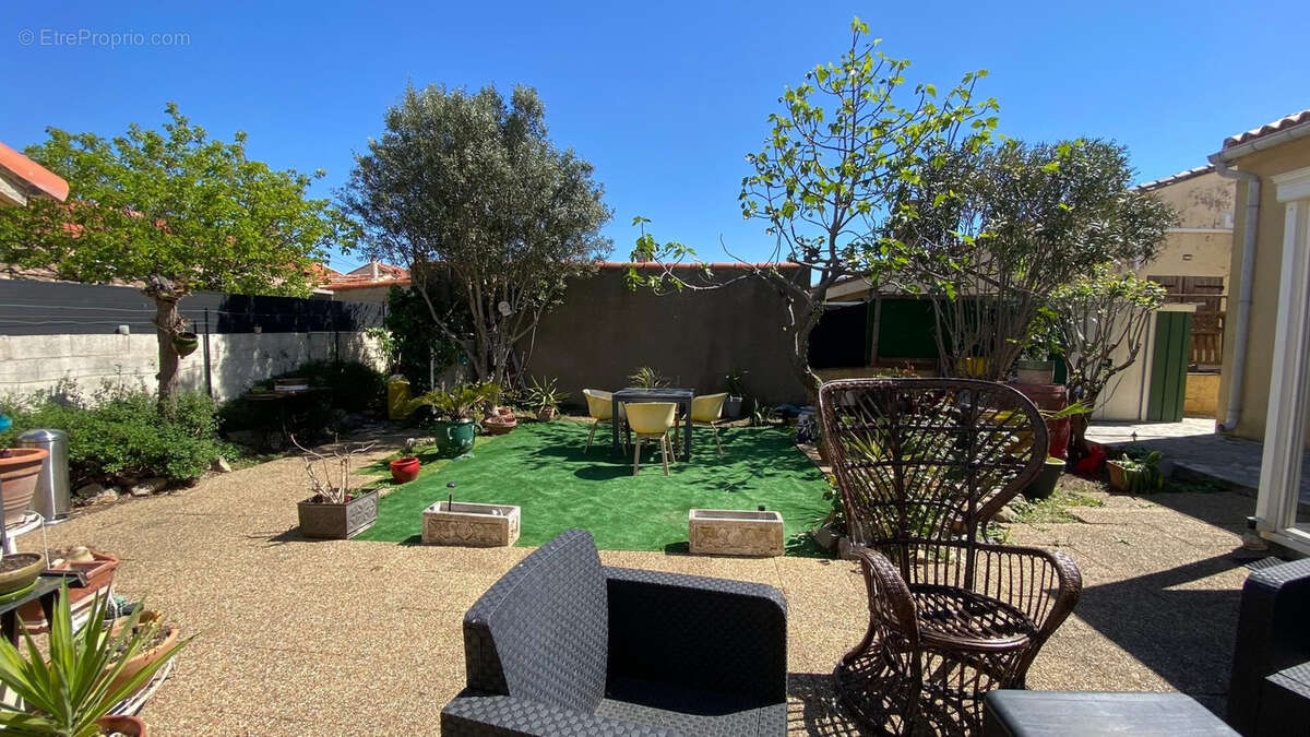 Maison à LEZIGNAN-CORBIERES