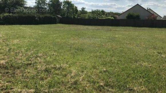 Terrain à LA FERTE-SOUS-JOUARRE