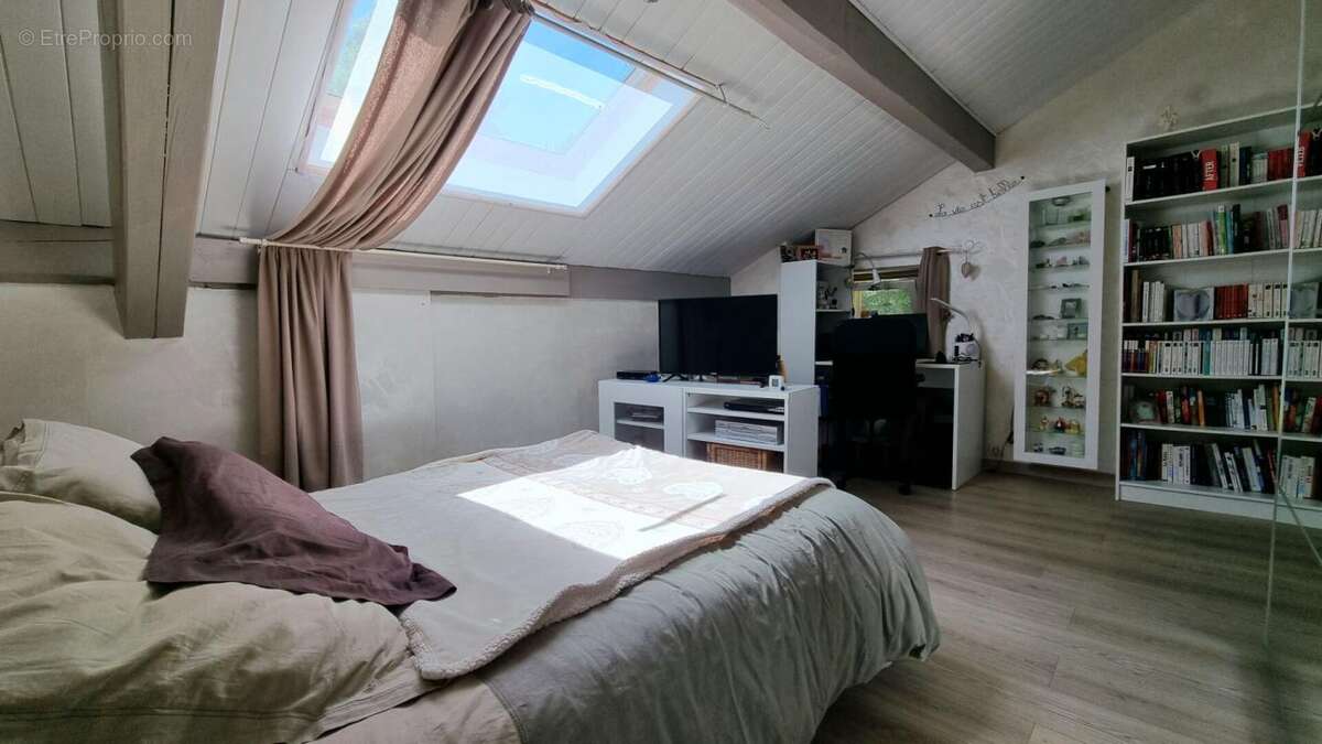 Maison Montmin 13 pièces 260 m2 - photo 8