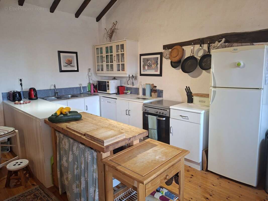 Propriété en pierre en excellent état avec piscine chauffée - photo 7
