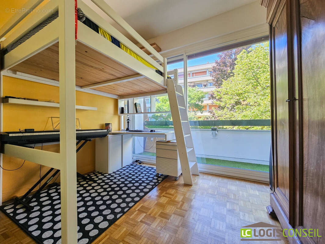 Appartement à CHATENAY-MALABRY