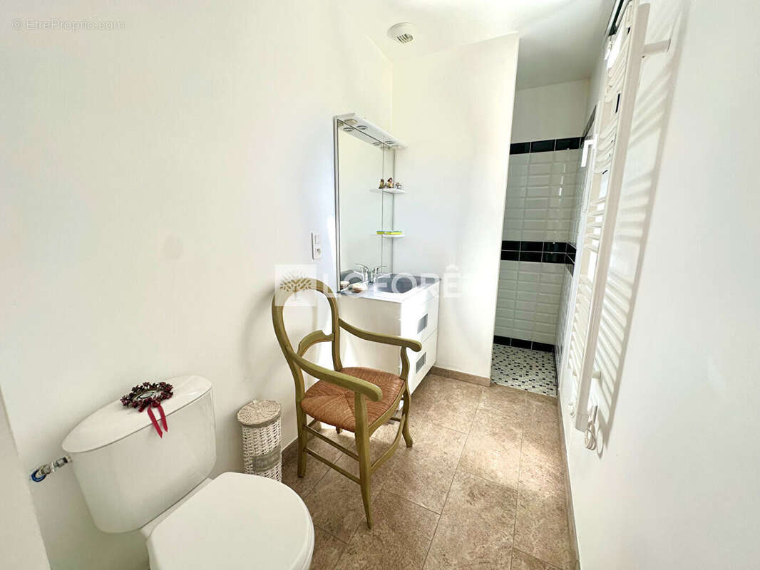 Maison à SAINT-JEAN-DU-BRUEL